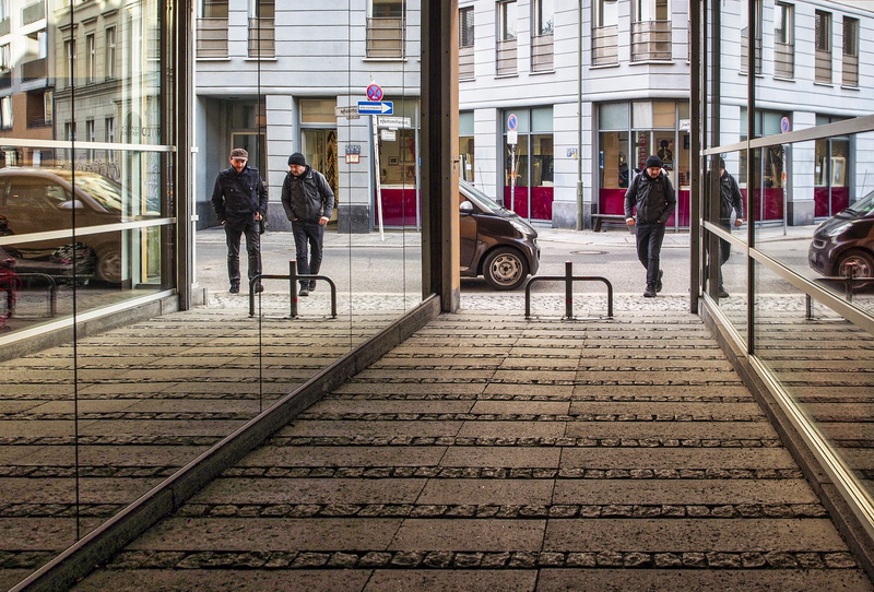 Spiegelungen