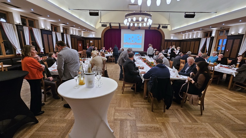 Im Saal des Gasthauses Zum Kapitel in Wiggensbach Im Saal des Gasthauses Zum Kapitel in Wiggensbach