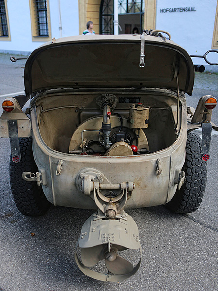 Militaerfahrzeuge004