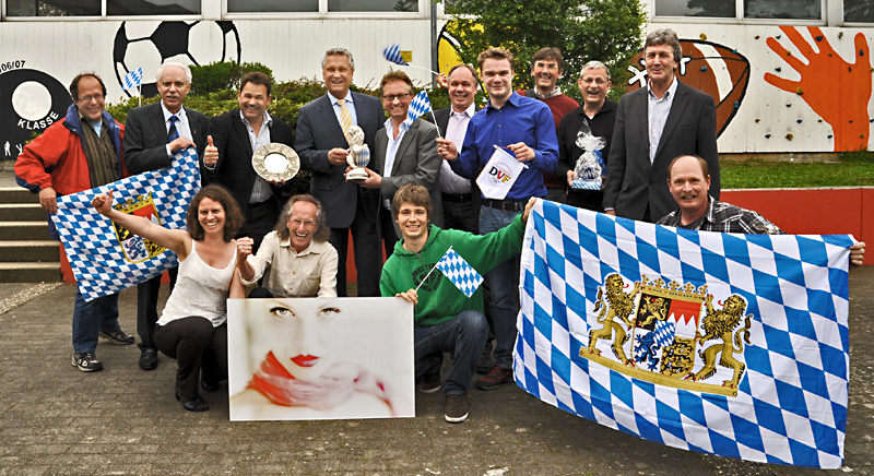 Gruppenbild Sieger LaFo 2011 EMail NEU